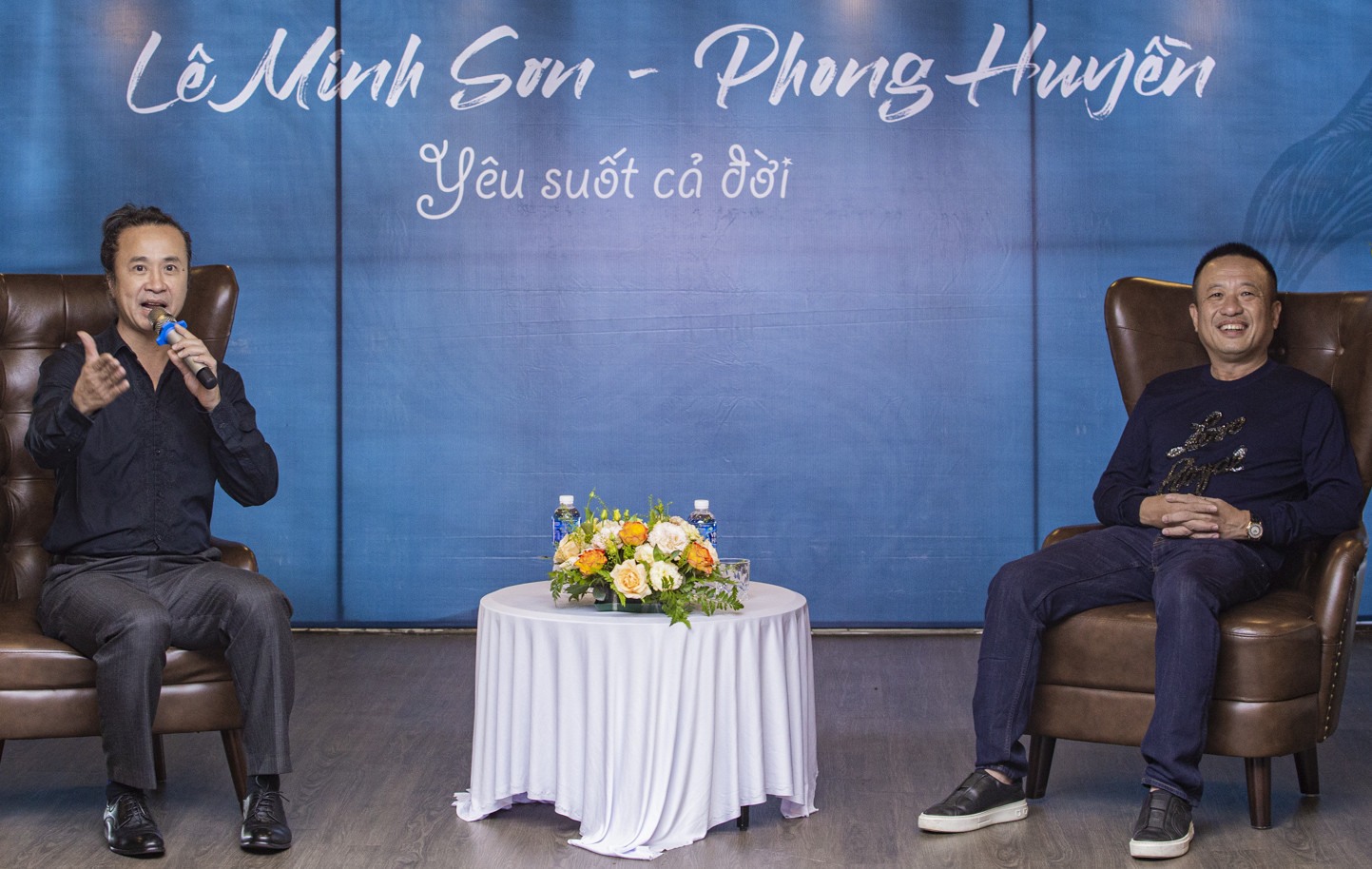 Nhạc sĩ Lê Minh Sơn: '100 ca sĩ thì tới 90 người hát nhờ hỗ trợ của phòng thu'