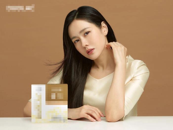 Son Ye Jin chính thức tái xuất sau khi sinh con